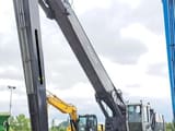 2000 Terex MHL 380 material handler, side view