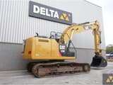 2016 Caterpillar 320EL crawler excavator, side profile view