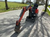 2005 IHI 9NX mini excavator, front three-quarter view