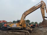 2020 Hyundai 305LC-9T crawler excavator side view