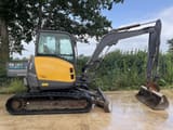 2020 Volvo ECR50D mini excavator side view