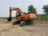 2008 Doosan DH225LC-7 crawler excavator, side view