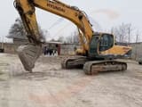2018 Hyundai R305LC-9T crawler excavator, side profile view