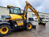 2020 JCB 110W wheel excavator, side view