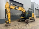 2013 Caterpillar 320EL crawler excavator, side profile view
