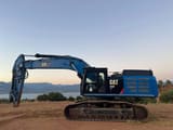 2018 Caterpillar 352F XE crawler excavator, side profile view