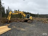 2006 New Holland E235SR crawler excavator, side profile view