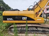 2018 Caterpillar 325CL crawler excavator, side profile view