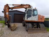 2001 Atlas 1404K wheel excavator, side view