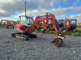1995 Wacker Neuson 3602RD mini excavator, side view