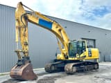 2015 Komatsu PC360LC-10 crawler excavator, side view