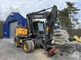 2018 Volvo EW160E wheel excavator, front three-quarter view