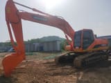 2022 Doosan DH220LC-7 crawler excavator, side profile view