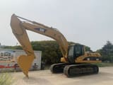 2018 Caterpillar 330CL crawler excavator, side view
