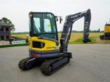 Eurotrac HE26-SR mini excavator, three-quarter front view