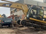 2018 Caterpillar 320CL crawler excavator, side view