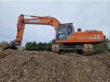 2015 Doosan DX300LC crawler excavator side view