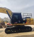 Caterpillar 330D2L koparka gąsienicowa, widok z boku