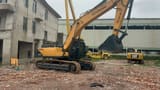 Hyundai R520L-9VS crawler excavator, side view