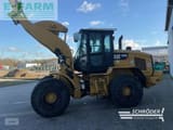 2018 Caterpillar 938M wheel loader, side profile view