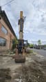 2005 John Deere 200C LC crawler excavator, front view