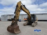 2011 Caterpillar 324E crawler excavator, side view