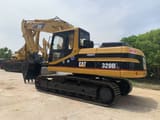 2015 Caterpillar 320BL crawler excavator, side view