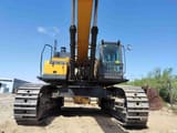 2017 XCMG XE700D crawler excavator, front view