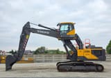 2022 Volvo EC300EL Crawler Excavator