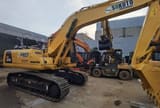 2023 Komatsu PC200 crawler excavator, side view