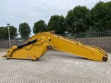 2024 Caterpillar 390 Crawler Excavator