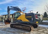 2020 Volvo EC250EL crawler excavator, side view