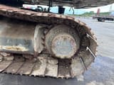 2014 Liebherr R924 HD crawler excavator track drive detail