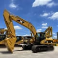 2018 Caterpillar 325CL crawler excavator, side view