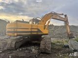 1996 JCB JS200LC crawler excavator, rear three-quarter view