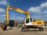 2009 Liebherr R934C HDSL crawler excavator, side profile view