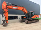 2017 Doosan DX300LC-5 crawler excavator side view