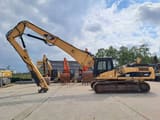 2007 Caterpillar 330DL crawler excavator side view