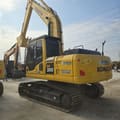 Excavator pe senile 2024 Komatsu PC200-8, vedere spate trei sferturi