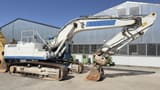 2015 Hyundai HX330 crawler excavator, side view