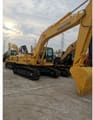 Pelle sur chenilles Komatsu PC220-8 de 2020, vue de côté