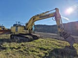 2020 Komatsu PC210LC-11 crawler excavator, side view