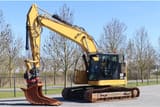 2018 Caterpillar 325F LCR crawler excavator, side view