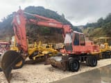1992 Atlas 1704 wheel excavator, side view