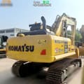 2022 Komatsu PC200-8 koparka gąsienicowa, widok z tyłu
