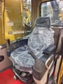 2023 Caterpillar 320CL Raupenbagger Innenraum Kabinenansicht
