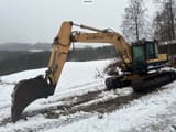 Komatsu PC180LC-3 excavator, side view