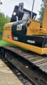 Escavatore cingolato Caterpillar 320D2 del 2024, vista laterale
