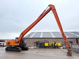2010 Hitachi ZX470LCH-3 excavator, side profile view
