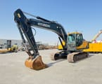 2019 Hyundai R210 crawler excavator, front three-quarter view